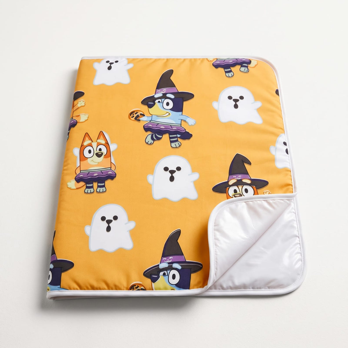Spooky ghost Kids' 2-in-1 Changing Mat & Bath Mat (Large)