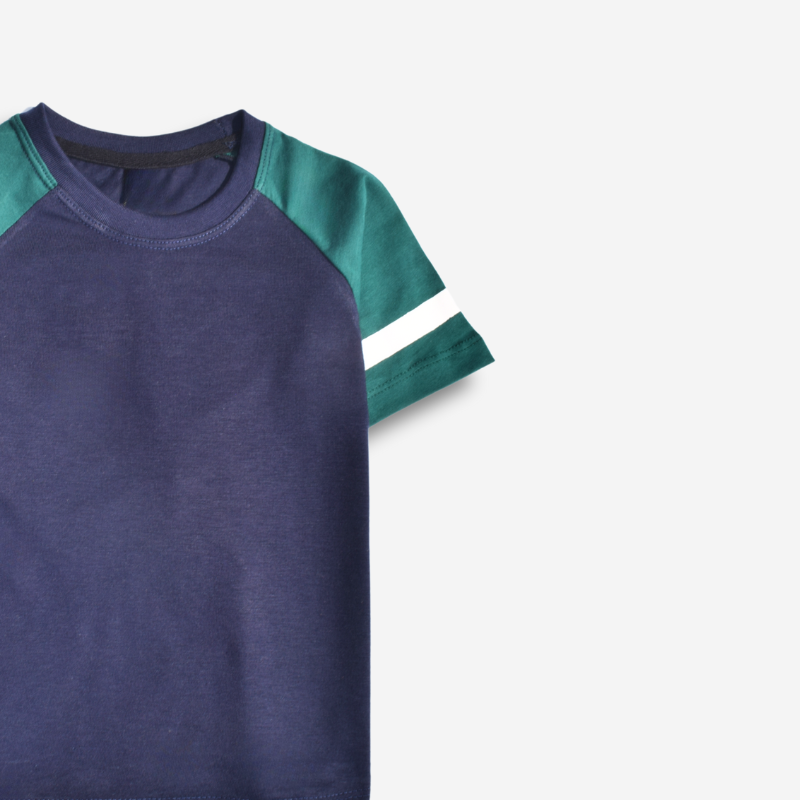 Navy & Green Raglan Tee 🌟👕
